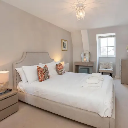 Σπίτι διακοπών 79 Centurion Square With Parking & Lift *